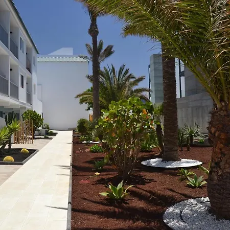 La Perla De Sunset Apartment *